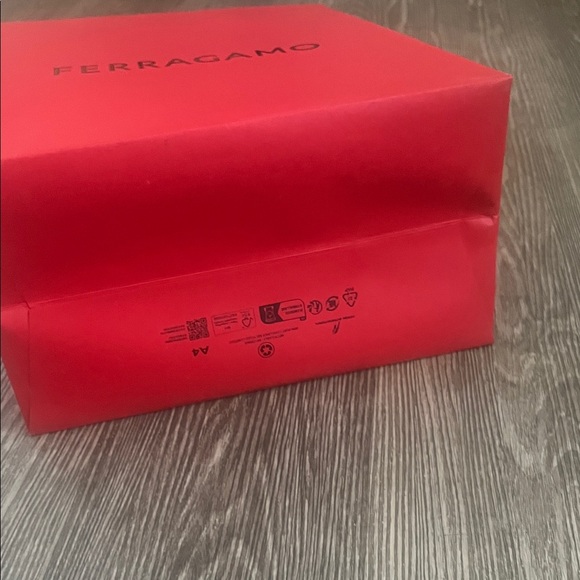 Salvatore Ferragamo Vibrant Red Tote - Picture 7 of 7